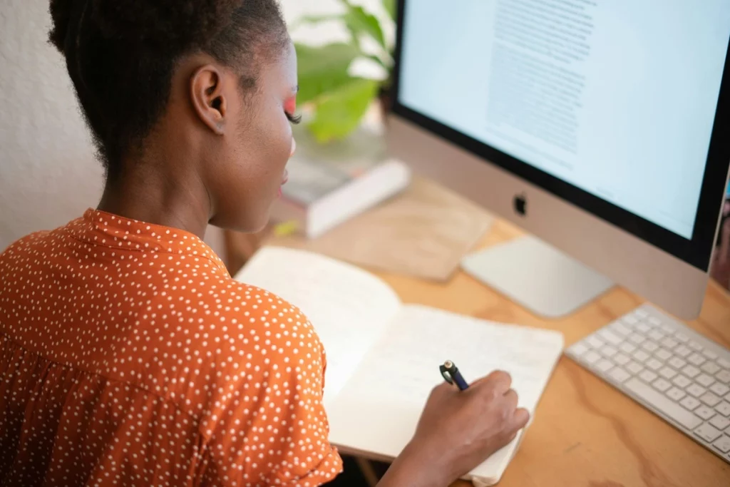 Dicas para os digitadores escreverem um texto narrativo de forma simples