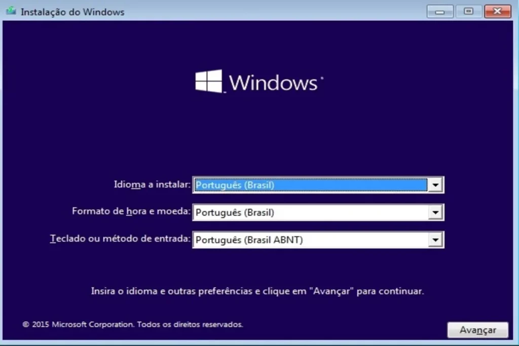 Tela de instalação do Windows exibindo idioma, formato de hora e tipo de teclado em Português (Brasil)