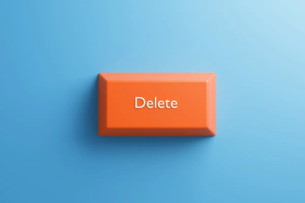 botao delete em destaque laranja sobre fundo azul minimalista